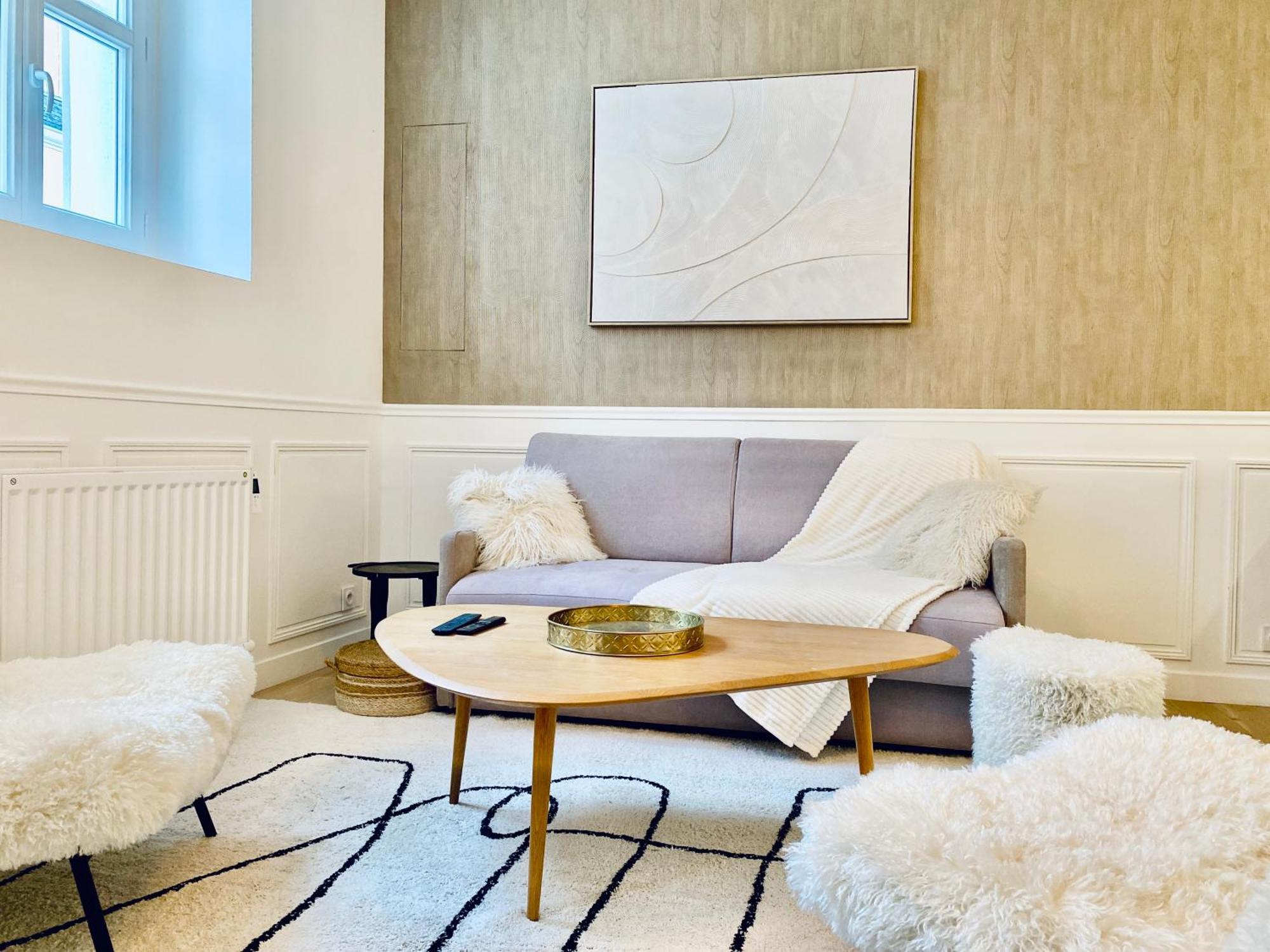 סנס Velvet - Best Keys - Maison Duplex Elegante - Plein Centre Ville - Deco Minimaliste & Cosy - Literie Haut De Gamme - 2 Chambres Separees - Lit Queen Size & 1 Canape Convertible - Smart Tv - Wifi Fibre - Check-In Autonome מראה חיצוני תמונה